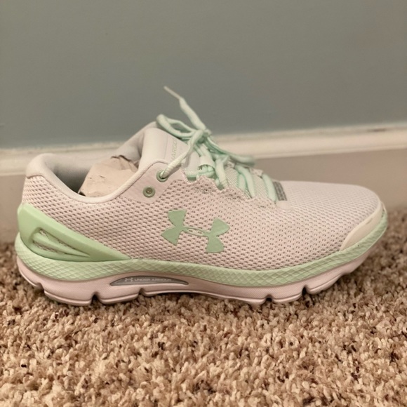 COPY - Under Armour DeluxeFoam White and Mint Women’s Sneakers - Picture 2 of 7